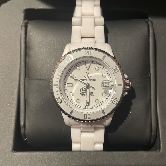 ToyWatch main image 2